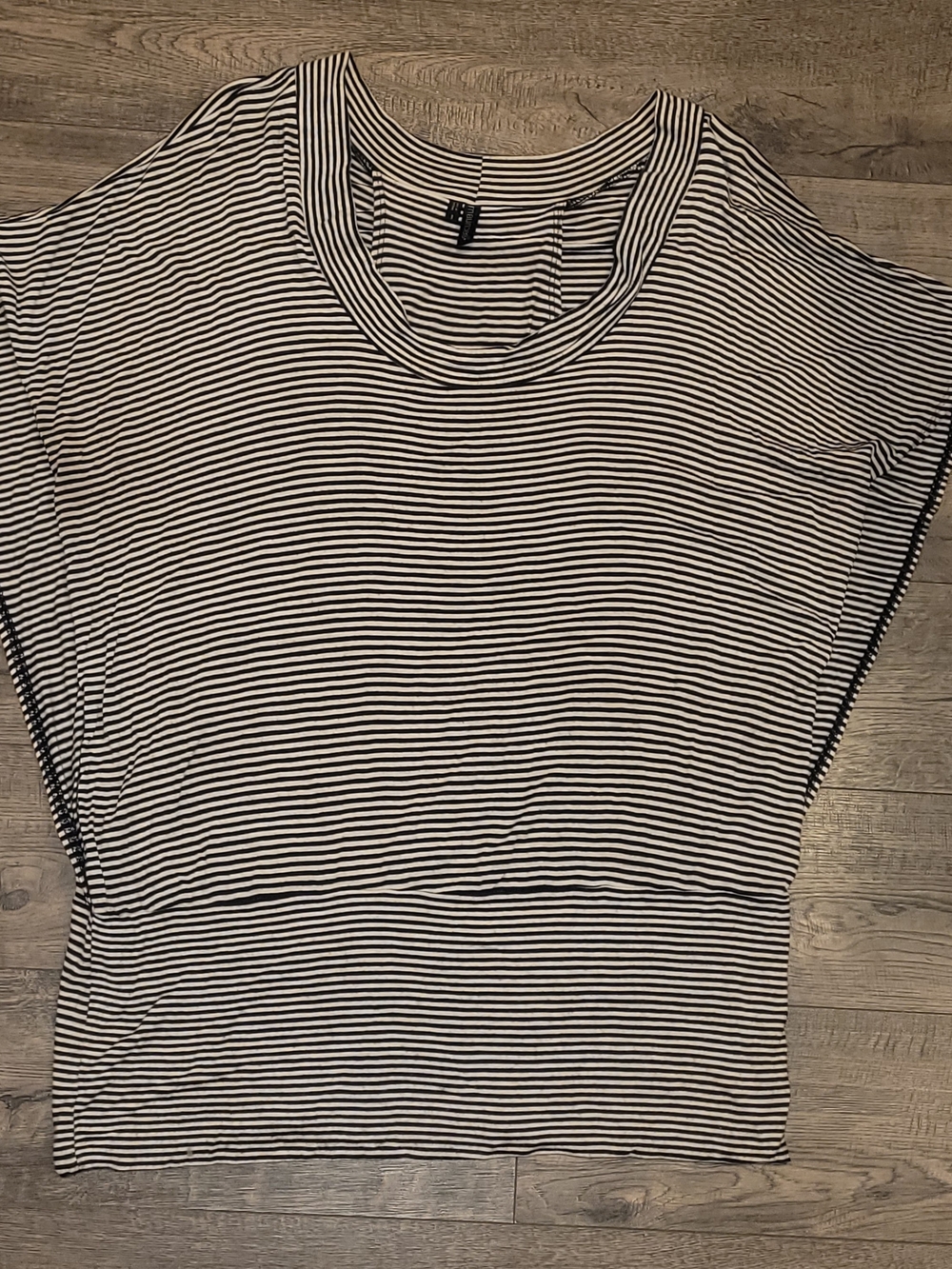 Maurices Size 1 Black White Stripe Dolman Sleeve Shirt